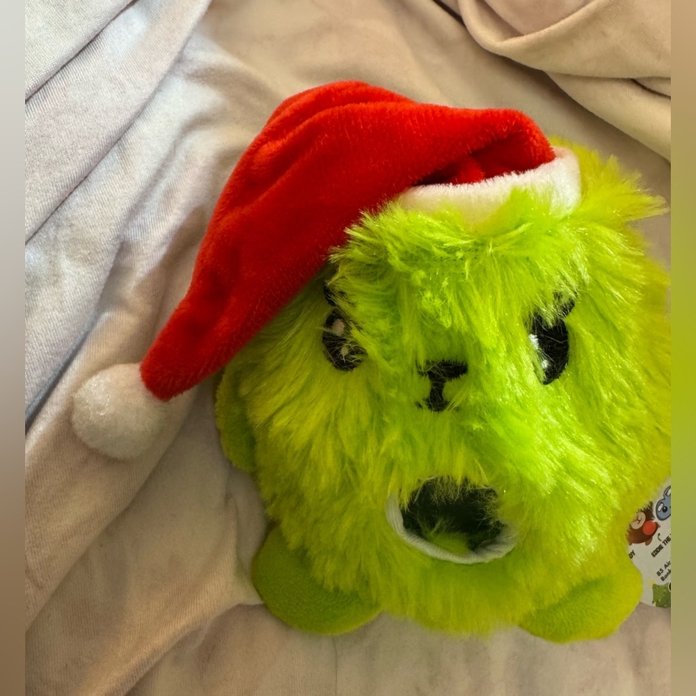 Christmas fortuneteller squeeze to see if naughty/nice soft Green Plush Toy NWT